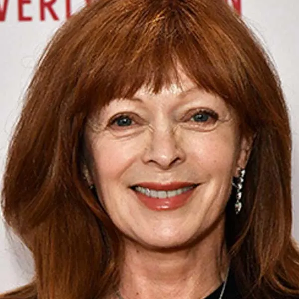 Rose's mother (Frances Fisher) is still alive?